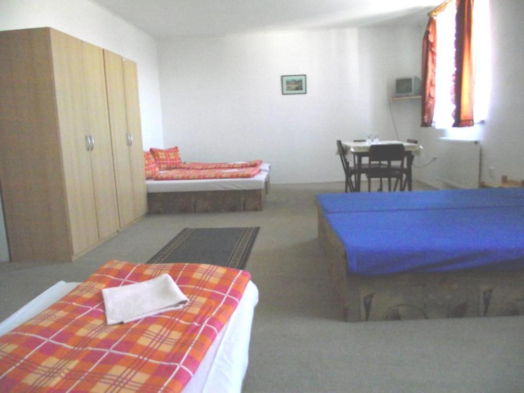 Penzión Slávia Poprad Habitación foto